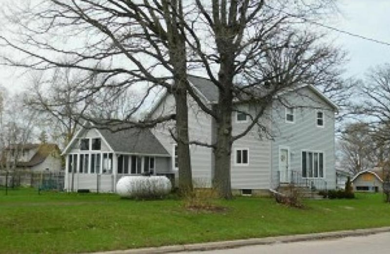 413 2nd Ave S, Erskine, MN 56535