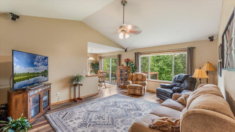 1061 150th Ave, Ogilvie, MN 56358