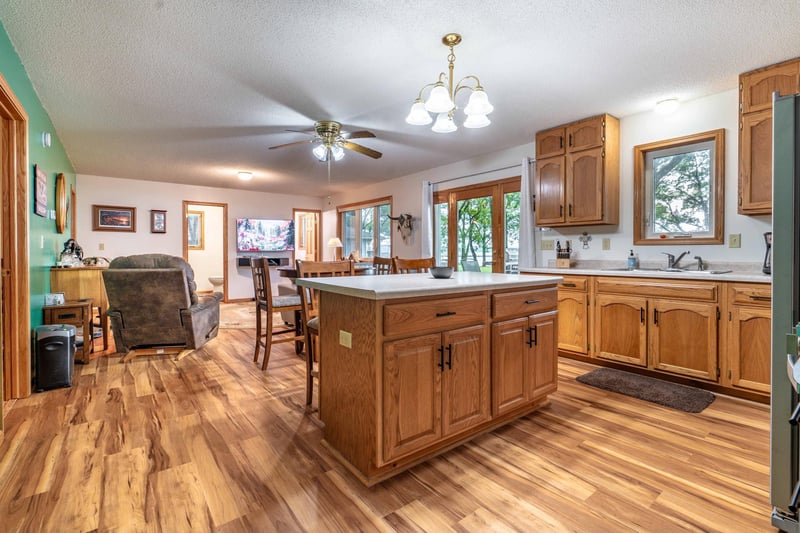 48284 366th St, New York Mills, MN 56567