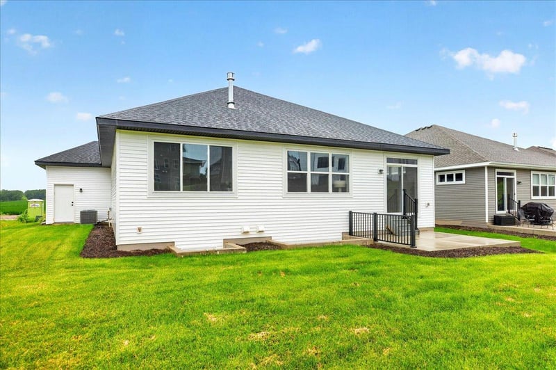 19380 Everglade Pa, Farmington, MN 55024