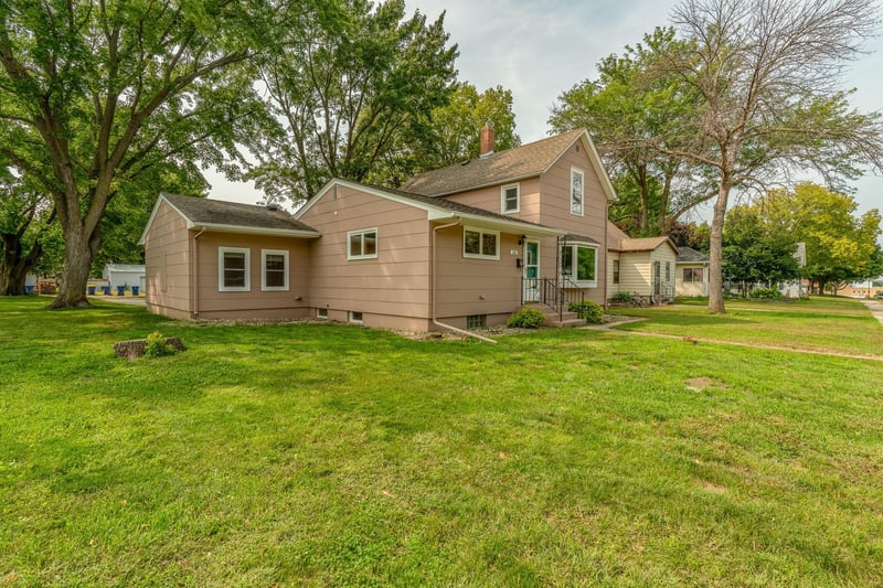 1311 N German St, New Ulm, MN 56073