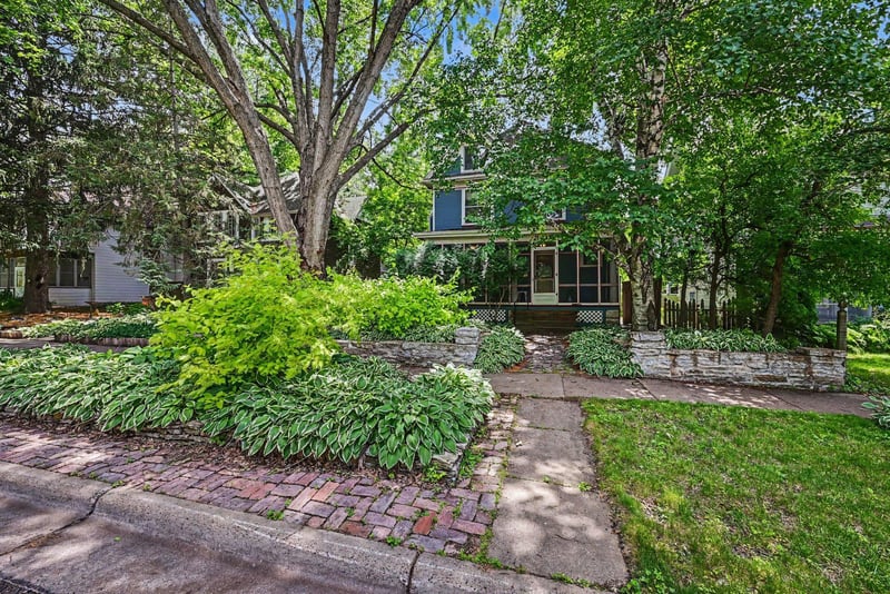 2012 Iglehart Ave, Saint Paul, MN 55104