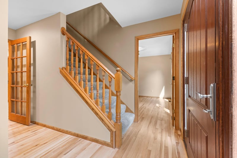4659 Allendale Dr, White Bear Twp, MN 55127