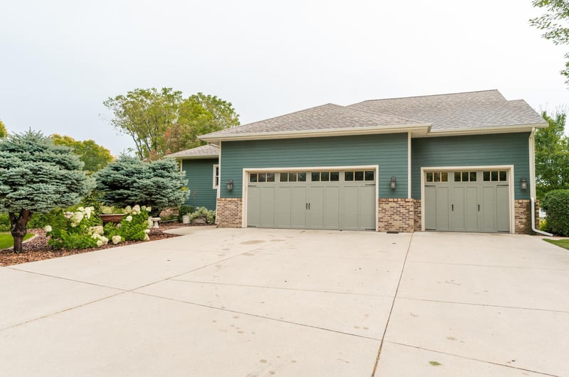 903 13th St S, Benson, MN 56215