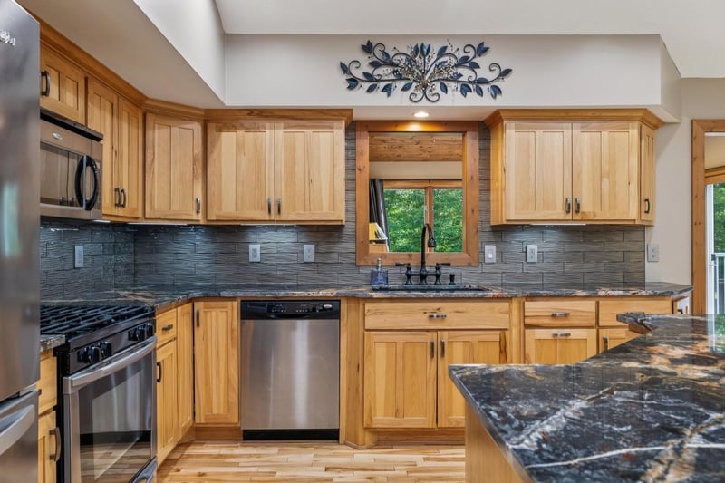 4334 Roy Lake Dr, Nisswa, MN 56468