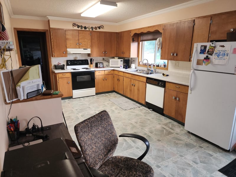 309 Leslie Ave E, Clarissa, MN 56440