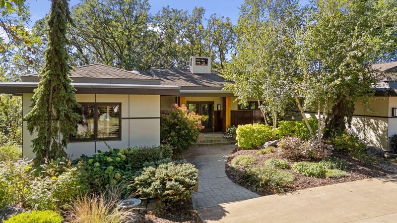 10181 Wild Duck Ps, Eden Prairie, MN 55347