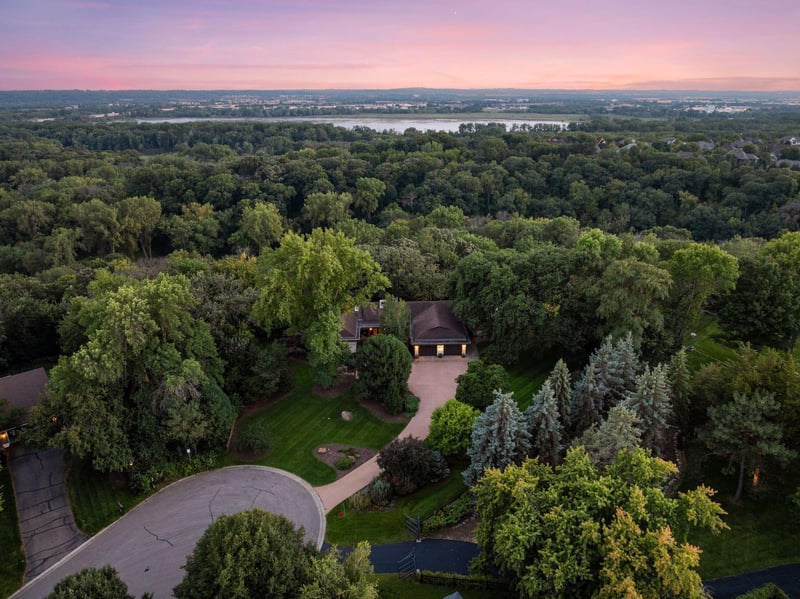 10181 Wild Duck Ps, Eden Prairie, MN 55347
