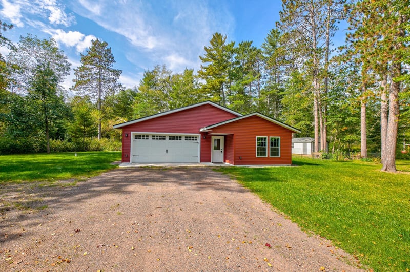 10401N Sawmill Rd, Hayward, WI 54843