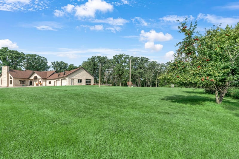 13152 97th St SE, Becker, MN 55308