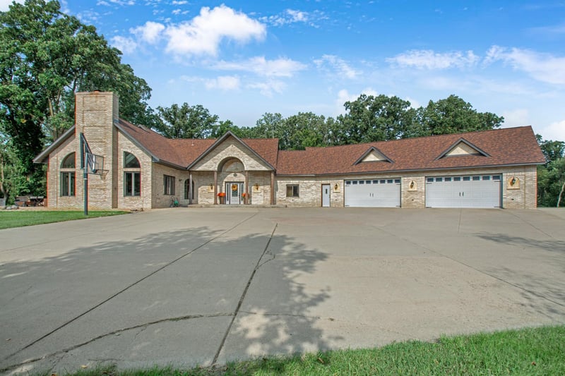 13152 97th St SE, Becker, MN 55308