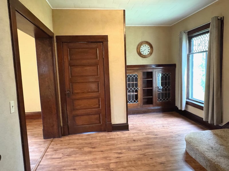 715 Lake St NE, Warroad, MN 56763