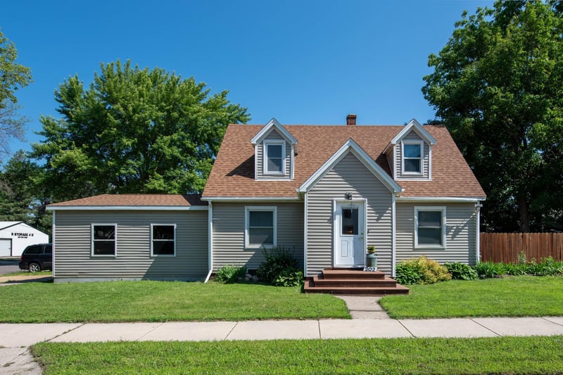 202 Silver St E, Mapleton, MN 56065