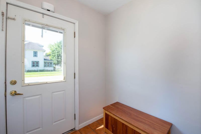 202 Silver St E, Mapleton, MN 56065