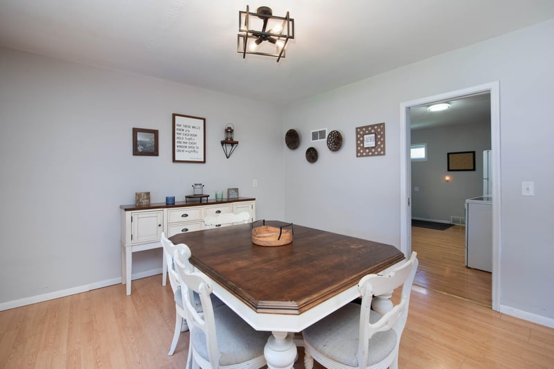 202 Silver St E, Mapleton, MN 56065