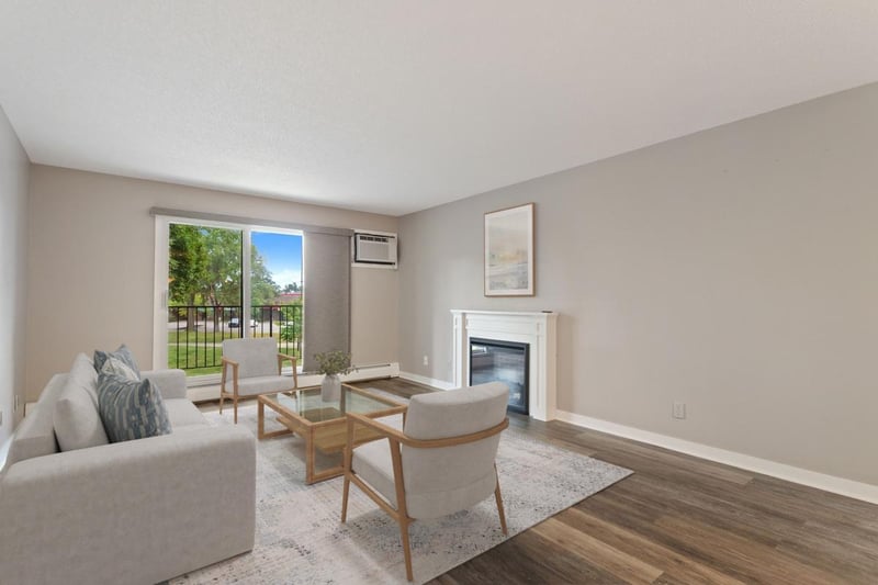 35 Nathan Ln N #210, Plymouth, MN 55441