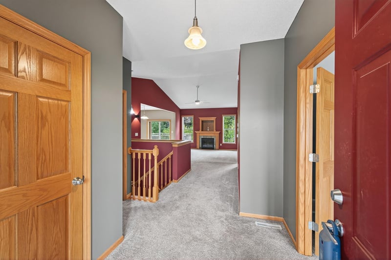 29630 Gateway Ave, Chisago City, MN 55013