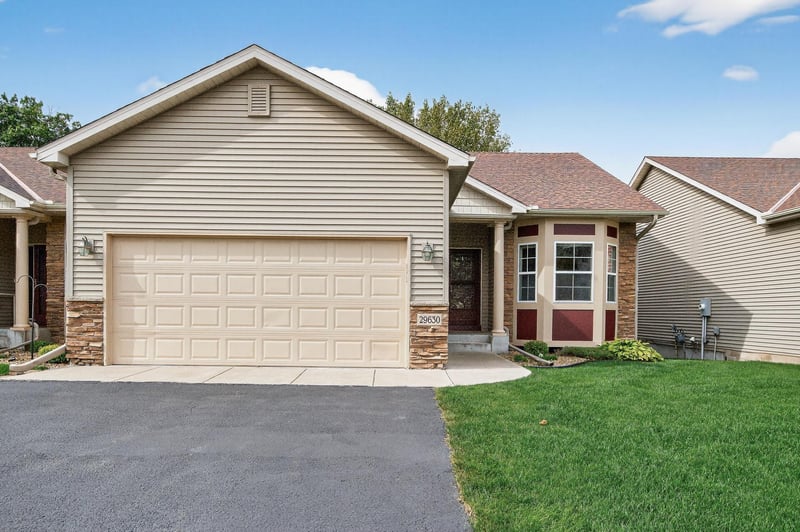 29630 Gateway Ave, Chisago City, MN 55013