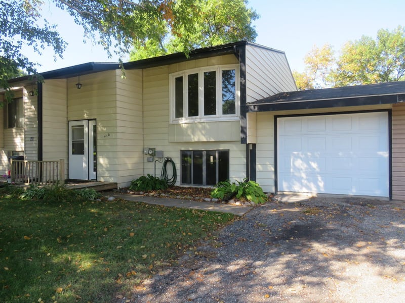 410 S 19th St, Benson, MN 56215