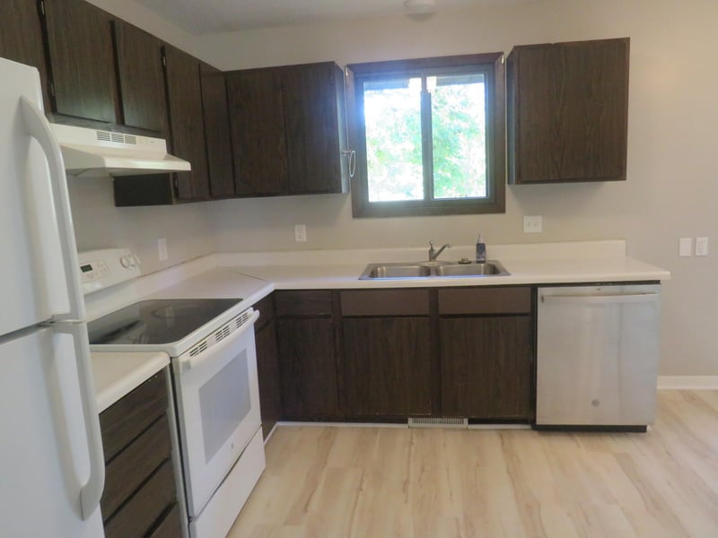 410 S 19th St, Benson, MN 56215