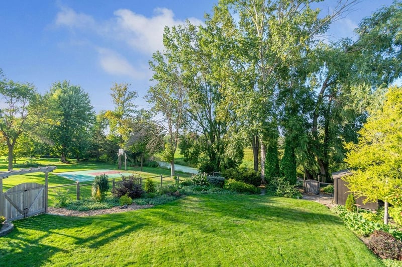 258 Cherry Hill Trl, Hamel, MN 55340