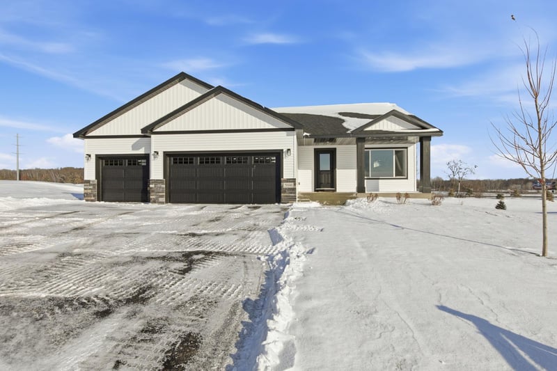 31146 Terra Vista Ln, Rockville, MN 56301