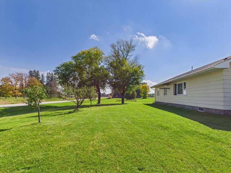 270 4th Ave, Roosevelt, MN 56673