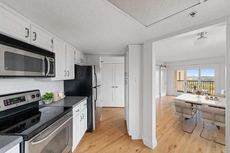 20 2nd St NE #P1802, Minneapolis, MN 55413