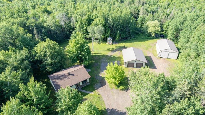 2814 Roberg Rd, Duluth, MN 55804