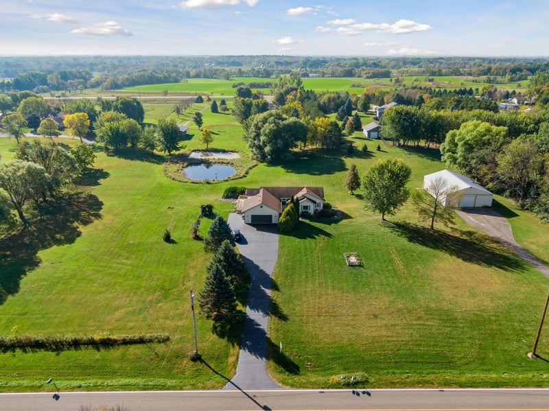 7720 Old Viking Blvd NW, Nowthen, MN 55303