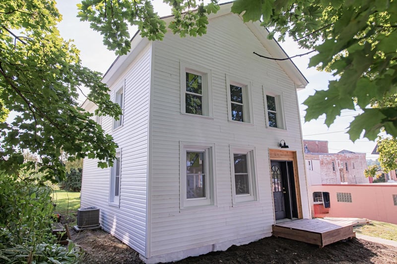108 Saint Paul St SW, Preston, MN 55965