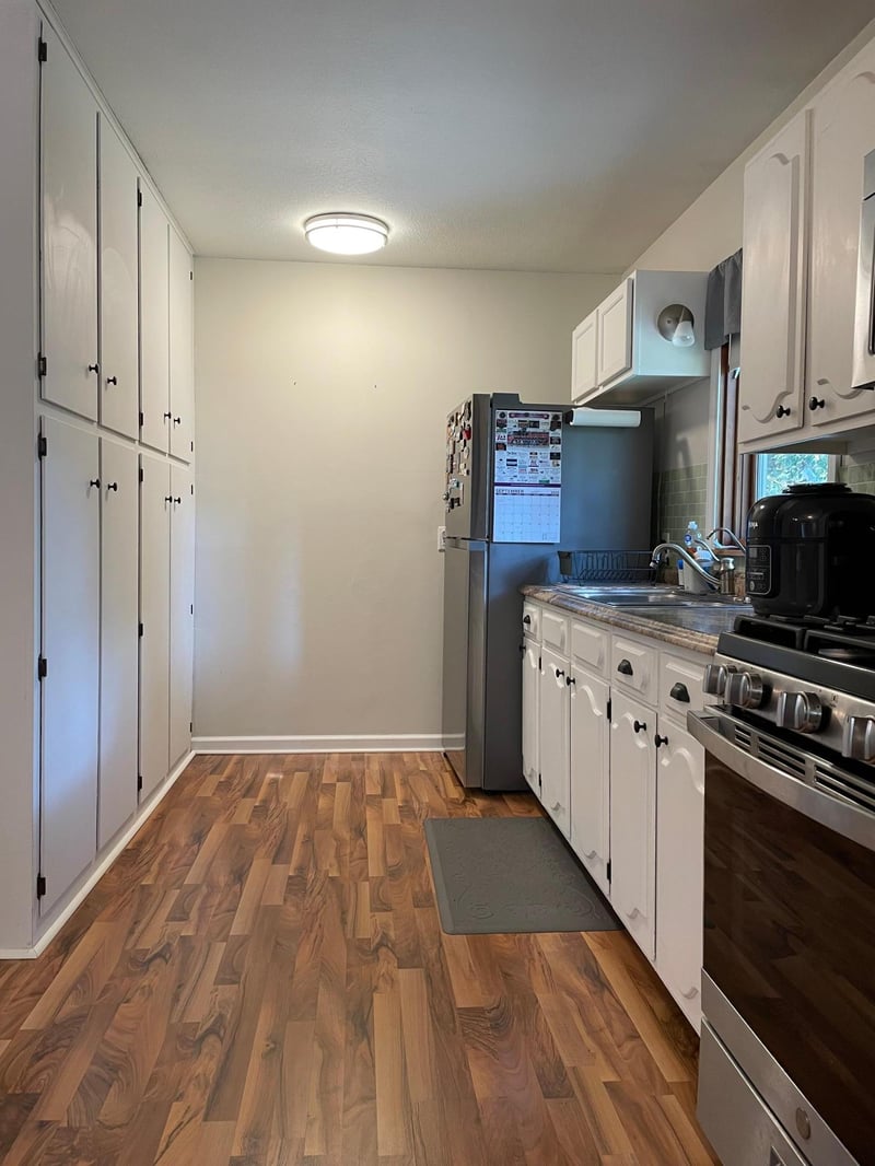 304 1st St NW, Grand Meadow, MN 55936
