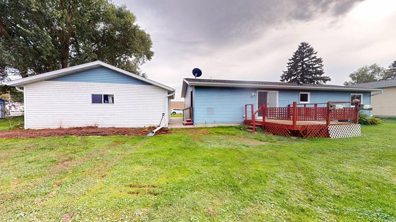 19574 Crestwood Ln, Galesville, WI 54630