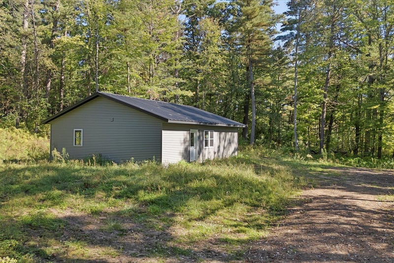 1956 16th Ave, Cameron, WI 54822
