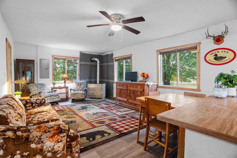 W9396 State Highway 35, Pepin, WI 54759