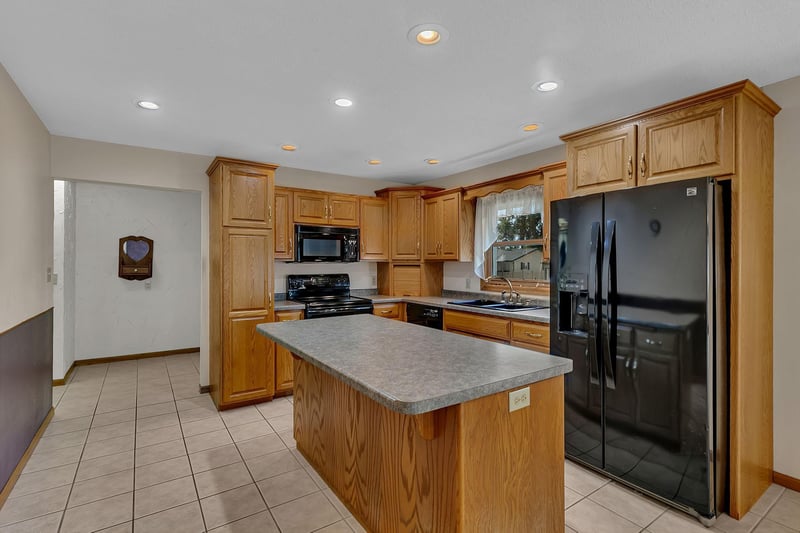104 E Minnesota St, Grey Eagle, MN 56336