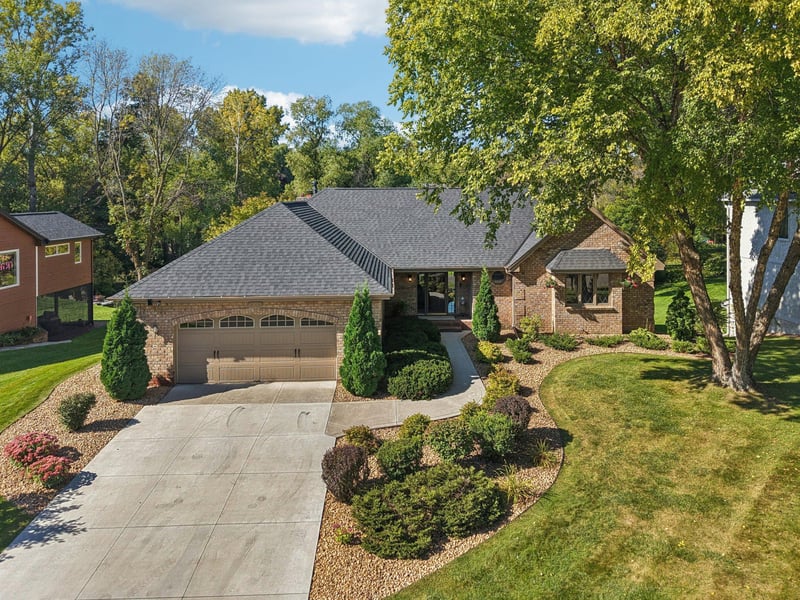 3665 Vinewood Ln N, Plymouth, MN 55441