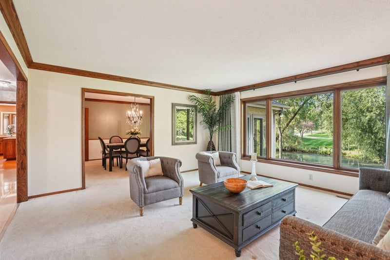 3665 Vinewood Ln N, Plymouth, MN 55441