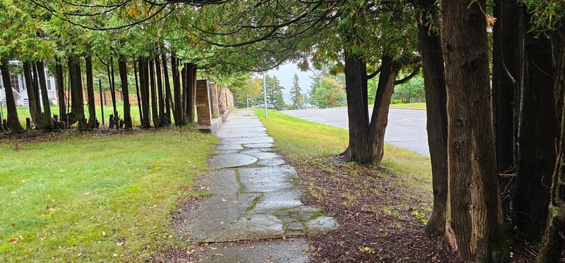 129 3rd Ave, Two Harbors, MN 55616