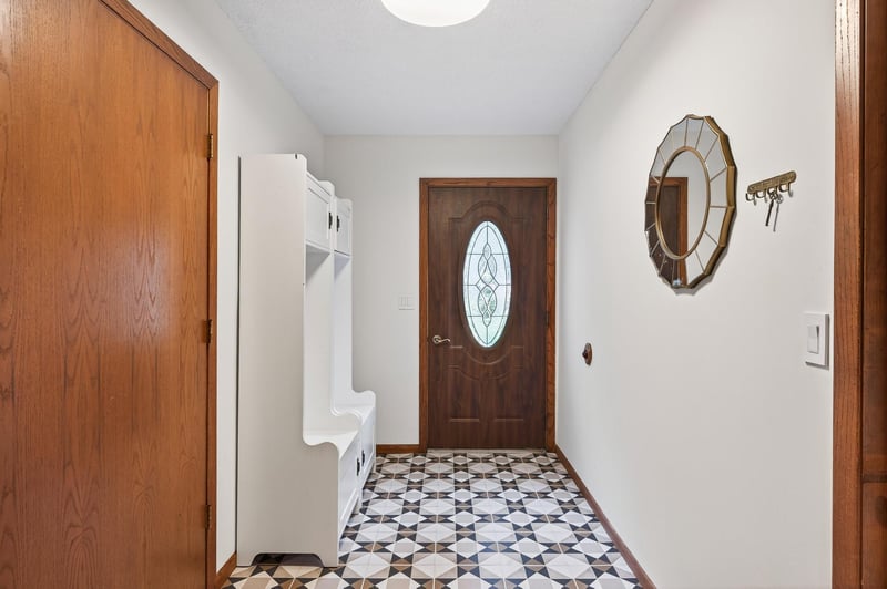 14022 E Oakgreen Cir S, Afton, MN 55001