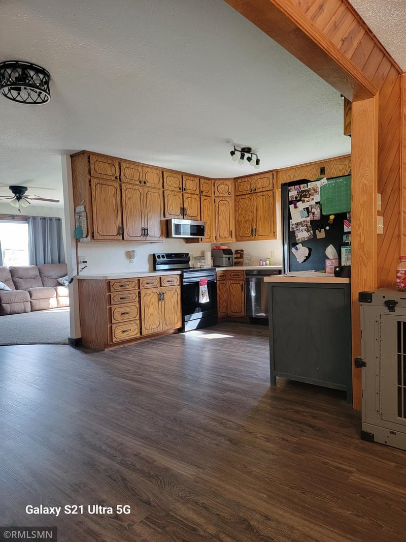19167 344th St, Clarissa, MN 56440