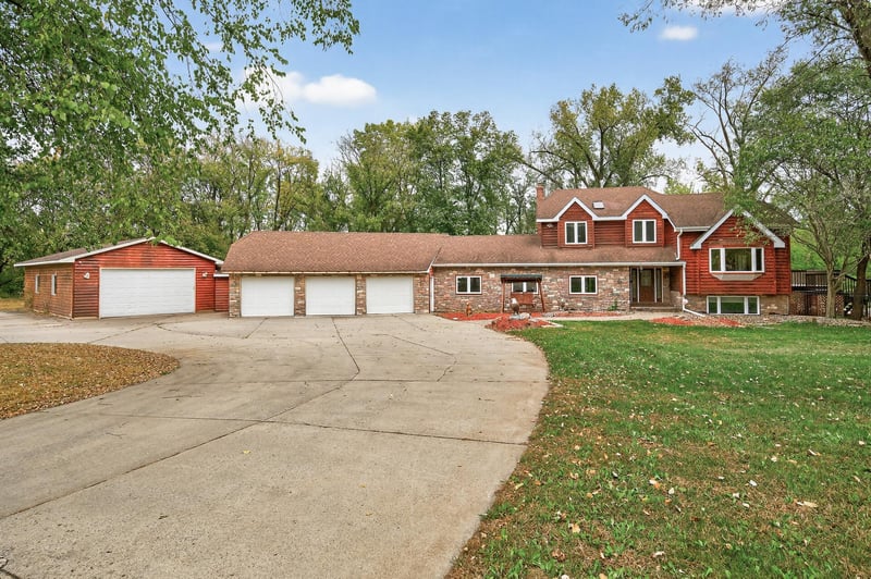 10500 Kadler Ave NE, Monticello, MN 55362