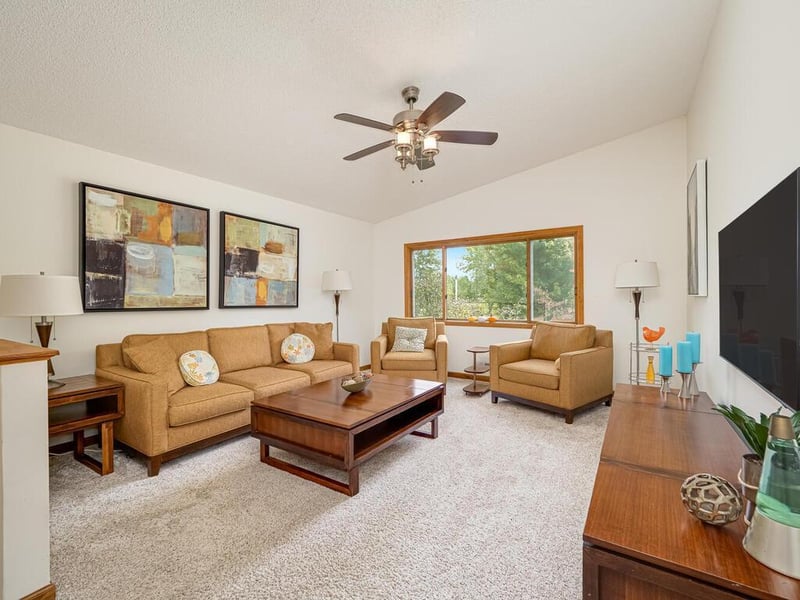 22770 Sycamore St NW, Oak Grove, MN 55005