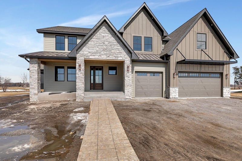 2709 Lehman Ct, Sartell, MN 56377