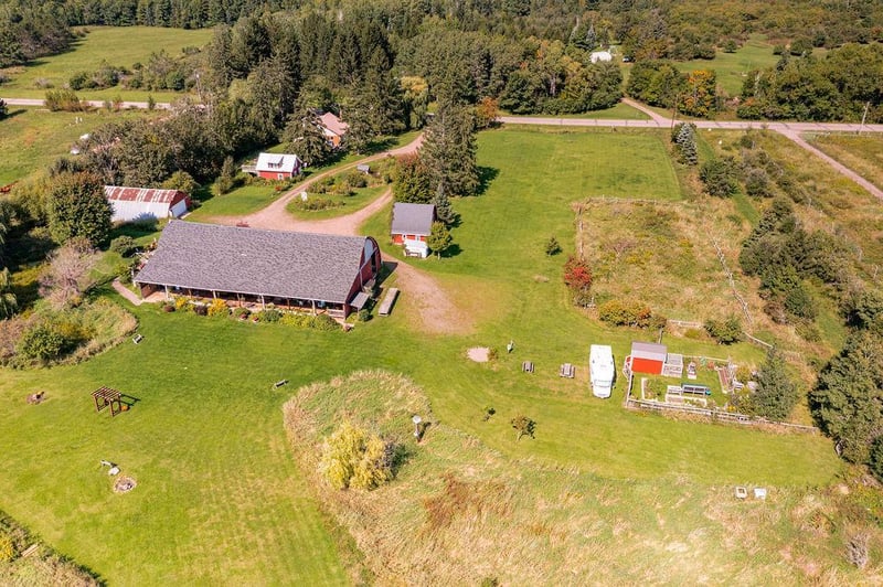 60445 W Summit Rd, Ashland, WI 54806