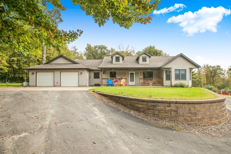 14652 85th Ave, Little Falls, MN 56345