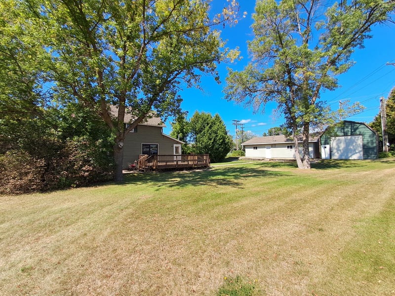 102 W Elizabeth Ave, Keewatin, MN 55753