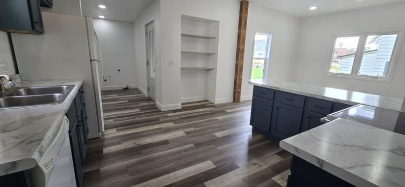 416 Plum St, Lakefield, MN 56150