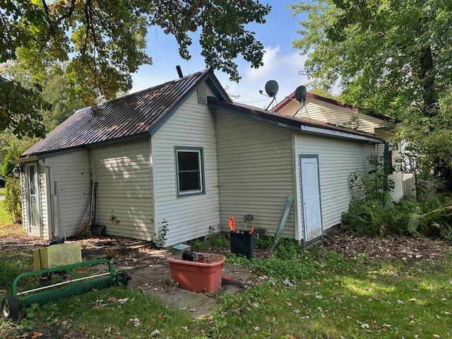 315 3rd Ave SE, Clearbrook, MN 56634