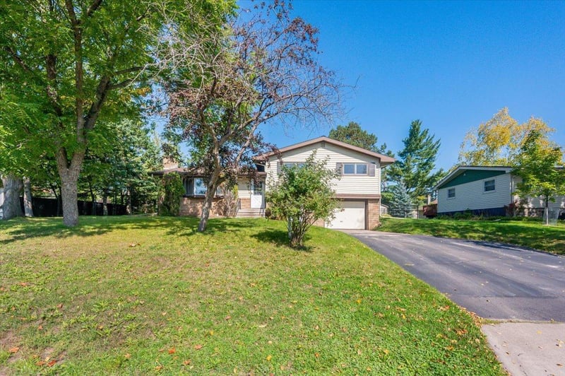 5209 Norwood St, Duluth, MN 55804